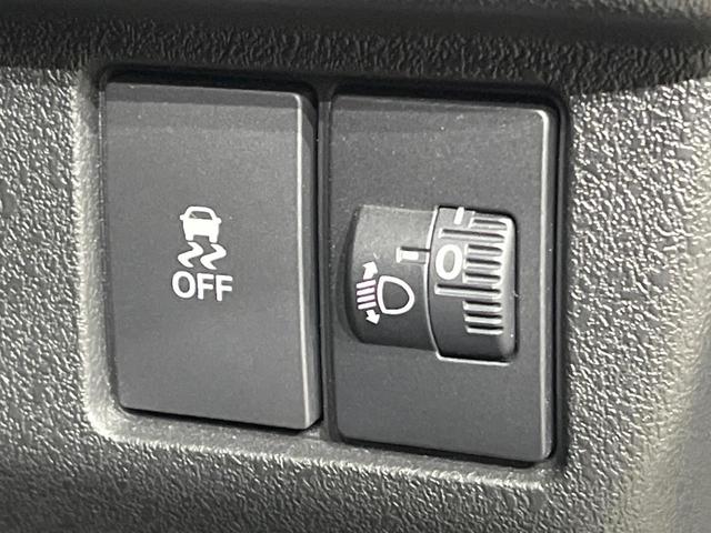 N-BOXカスタム ベースグレード 純正8型ナビ フルセグ バックカメラ ホンダセンシング アダプティブクルーズ 片側電動スライド LEDヘッド オートライト スマートキー シートヒーター オートエアコン アームレスト シートリフター(37枚目)