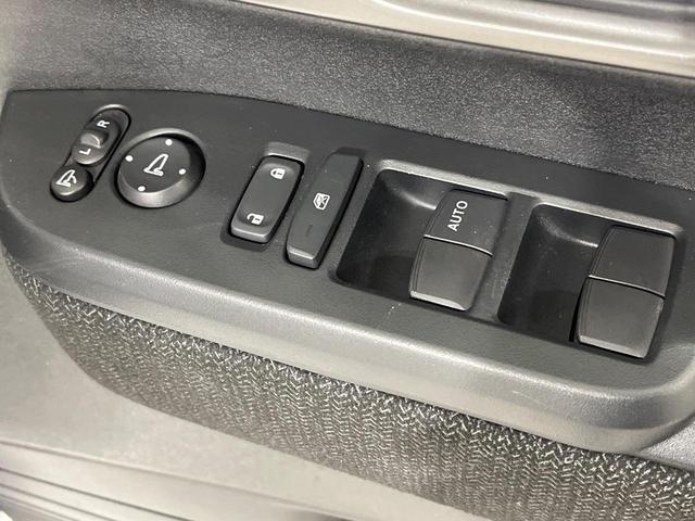 N-BOXカスタム ベースグレード 純正8型ナビ フルセグ バックカメラ ホンダセンシング アダプティブクルーズ 片側電動スライド LEDヘッド オートライト スマートキー シートヒーター オートエアコン アームレスト シートリフター(38枚目)