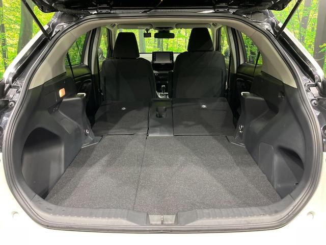 ヤリスクロス ハイブリッドG 純正8型ディスプレイオーディオ 全周囲カメラ ブラインドスポットモニター セーフティセンス レーダークルーズ クリアランスソナー スマートキー ドラレコ ETC オートエアコン 革巻ステアリング(10枚目)