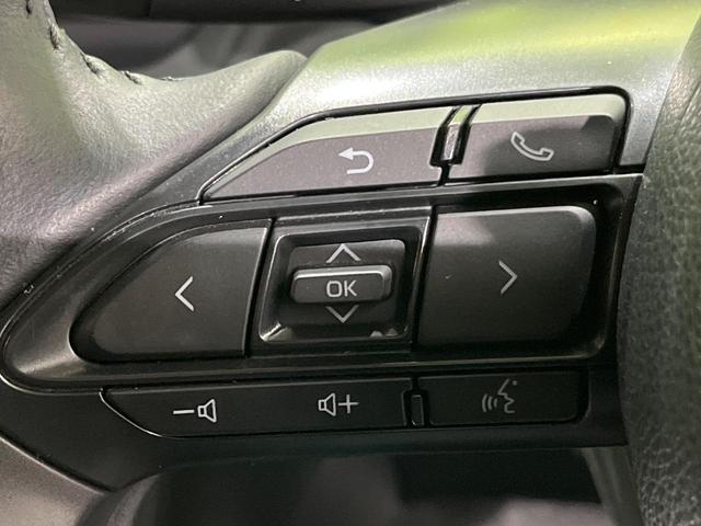 ヤリスクロス ハイブリッドG 純正8型ディスプレイオーディオ 全周囲カメラ ブラインドスポットモニター セーフティセンス レーダークルーズ クリアランスソナー スマートキー ドラレコ ETC オートエアコン 革巻ステアリング(32枚目)