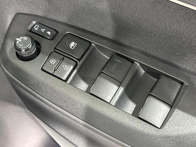 ヤリス ハイブリッドG 純正8型ディスプレイオーディオ 全周囲カメラ LEDヘッドライト オートライト セーフティセンス レーダークルーズ レーントレーシングアシスト クリアランスソナー スマートキー ステアリングスイッチ(35枚目)