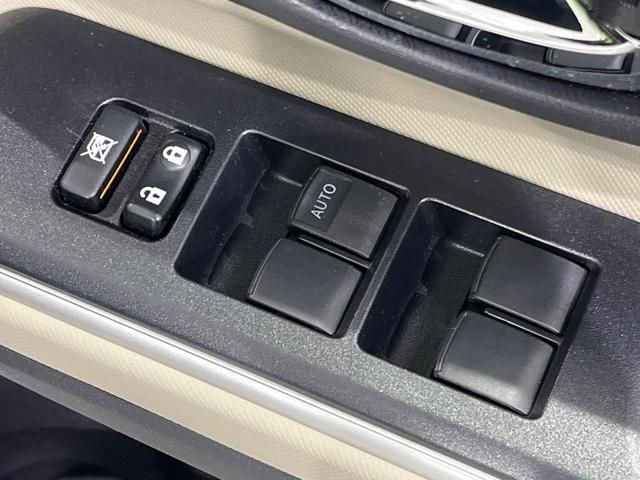 アクア G 純正ナビ フルセグ バックカメラ スマートキー LEDヘッド オートライト ETC 革巻きステアリング ステアリングスイッチ オートエアコン パワーウィンドウ アームレスト付センターコンソールボックス(37枚目)