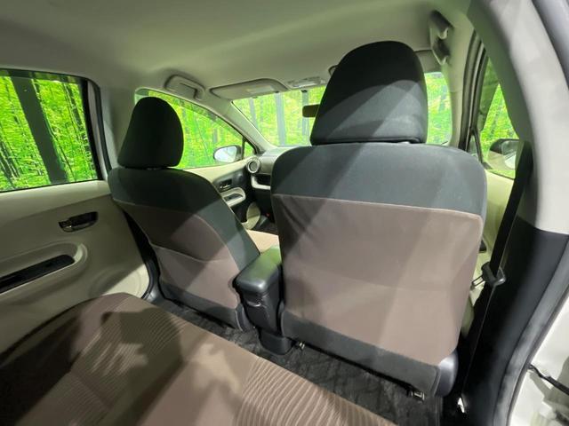 アクア G 純正ナビ フルセグ バックカメラ スマートキー LEDヘッド オートライト ETC 革巻きステアリング ステアリングスイッチ オートエアコン パワーウィンドウ アームレスト付センターコンソールボックス(40枚目)