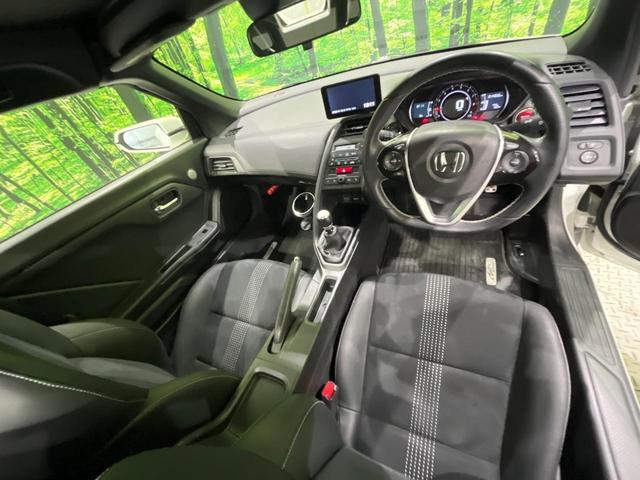 S660 α 6速MT 6.1型センターディスプレイ バックカメラ HDMI クルーズコントロール LEDヘッド スマートキー 革巻きステアリング ステアリングスイッチ ETC 黒革ラックススエードコンビシート(2枚目)