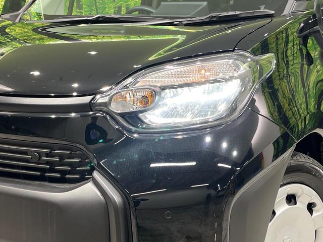 シエンタ ハイブリッドX 登録済未使用車 7人乗 セーフティセンス レーダークルーズ レーントレーシングアシスト パーキングサポートブレーキ 電動ドア LEDヘッド スマートキー オートエアコン 電動格納ミラー スマートキー(13枚目)