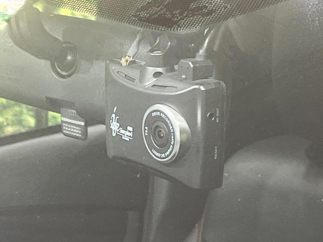 プリウスアルファ G チューン ブラック 7人乗 BIGX9型ナビ 後席モニター バックカメラ クルーズコントロール LEDヘッドライト オートライト スマートキー ドラレコ ETC コーナーセンサー 革巻きステアリング ステアリングスイッチ(27枚目)