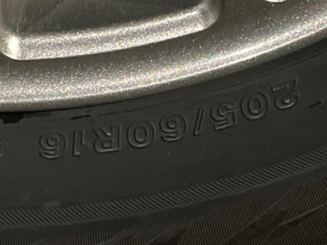 プリウスアルファ G チューン ブラック 7人乗 BIGX9型ナビ 後席モニター バックカメラ クルーズコントロール LEDヘッドライト オートライト スマートキー ドラレコ ETC コーナーセンサー 革巻きステアリング ステアリングスイッチ(57枚目)