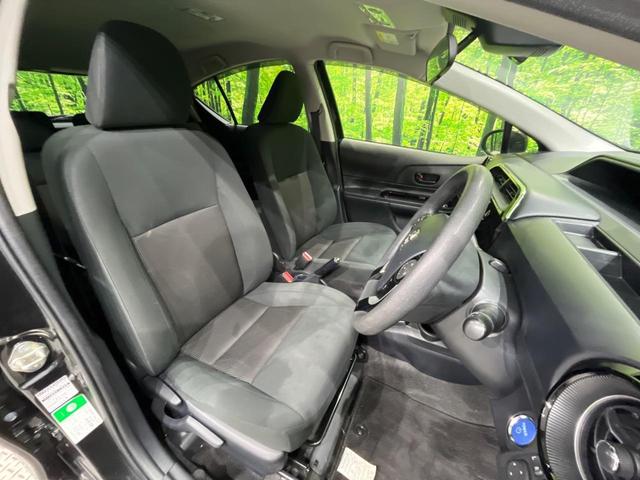 アクア Ｓスタイルブラック　後期　純正ナビ　バックカメラ　オプションＬＥＤヘッドライト　セーフティセンス　クリアランスソナー　パーキングサポートブレーキ　スマートキー　オートライト　ドラレコ　ＥＴＣ　　ステアリングスイッチ（8枚目）