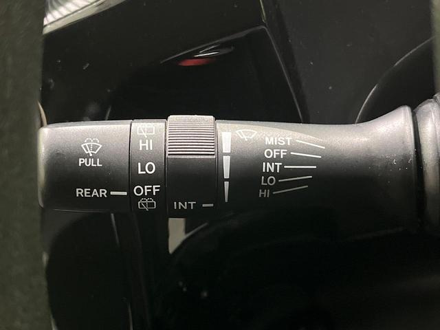 アクア Ｓスタイルブラック　後期　純正ナビ　バックカメラ　オプションＬＥＤヘッドライト　セーフティセンス　クリアランスソナー　パーキングサポートブレーキ　スマートキー　オートライト　ドラレコ　ＥＴＣ　　ステアリングスイッチ（36枚目）