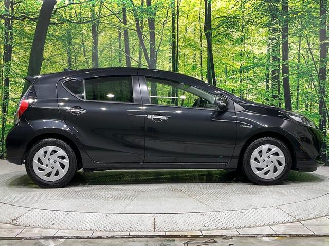 アクア Ｓスタイルブラック　後期　純正ナビ　バックカメラ　オプションＬＥＤヘッドライト　セーフティセンス　クリアランスソナー　パーキングサポートブレーキ　スマートキー　オートライト　ドラレコ　ＥＴＣ　　ステアリングスイッチ（48枚目）