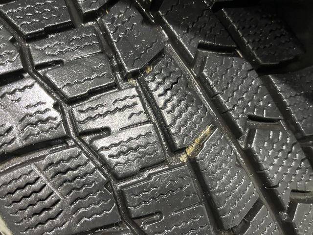 アクア Ｓスタイルブラック　後期　純正ナビ　バックカメラ　オプションＬＥＤヘッドライト　セーフティセンス　クリアランスソナー　パーキングサポートブレーキ　スマートキー　オートライト　ドラレコ　ＥＴＣ　　ステアリングスイッチ（50枚目）