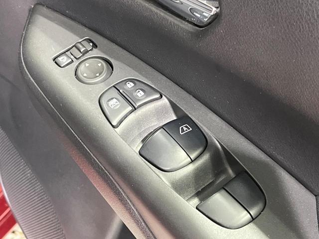 セレナ ハイウェイスター　プロパイロットエディション　純正９型ナビ　後席モニター　寒冷地仕様　プロパイロット　ＬＥＤヘッドライト　エマージェンシーブレーキ　コーナーセンサー　ハンズフリー両側電動スライド　電動パーキングブレーキ　オートブレーキホールド（40枚目）