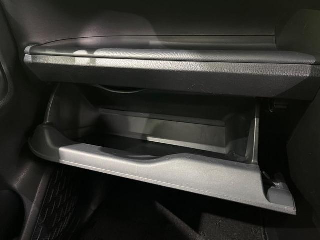 ノア Ｓｉ　ダブルバイビー　７人乗　９型ナビ　後席モニター　寒冷地仕様　セーフティセンス　両側電動ドア　クルーズコントロール　バックカメラ　ドラレコ　ＥＴＣ　ＬＥＤヘッド　オートライト　スマートキー　アイドリングストップ　禁煙車（24枚目）