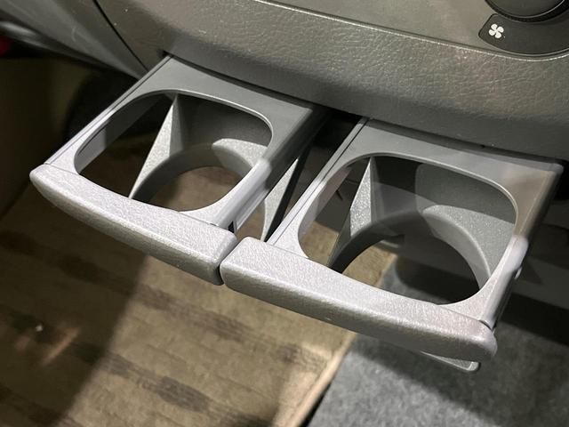 タント Ｘリミテッド　純正ＣＤオーディオ　リモコンキー　プッシュ式オートエアコン　電動格納ドアミラー　パワーウィンドゥ　フロントフォグランプ　サイドシル　リアスポイラー　プライバシーガラス　ベージュファブリックシート（27枚目）