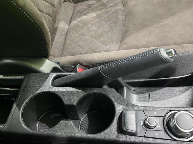 デミオ １５Ｓミストマルーン　マツダコネクトナビ　フルセグ／ＣＤ／ＤＶＤ　バックカメラ　スマートシティブレーキサポート　ブラインドスポットモニター　リアパーキングセンサー　ＬＥＤヘッドライト　オートライト　シートヒーター　ＥＴＣ（50枚目）