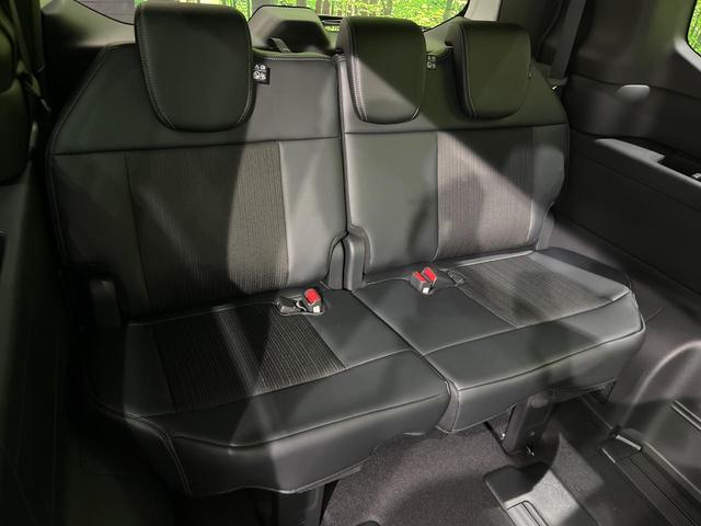 ステップワゴン スパーダ　登録済未使用車　純正１１．４型ナビ　パワーバックドア　両側電動スライド　ホンダセンシング　アダプティブクルーズ　ブラインドスポットモニター　シートヒーター　ＬＥＤヘッドライト　スマートキー　禁煙車（10枚目）