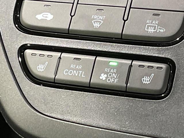 ステップワゴン スパーダ　登録済未使用車　純正１１．４型ナビ　パワーバックドア　両側電動スライド　ホンダセンシング　アダプティブクルーズ　ブラインドスポットモニター　シートヒーター　ＬＥＤヘッドライト　スマートキー　禁煙車（31枚目）