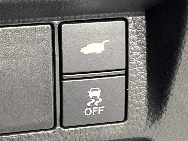 ステップワゴン スパーダ　登録済未使用車　純正１１．４型ナビ　パワーバックドア　両側電動スライド　ホンダセンシング　アダプティブクルーズ　ブラインドスポットモニター　シートヒーター　ＬＥＤヘッドライト　スマートキー　禁煙車（42枚目）