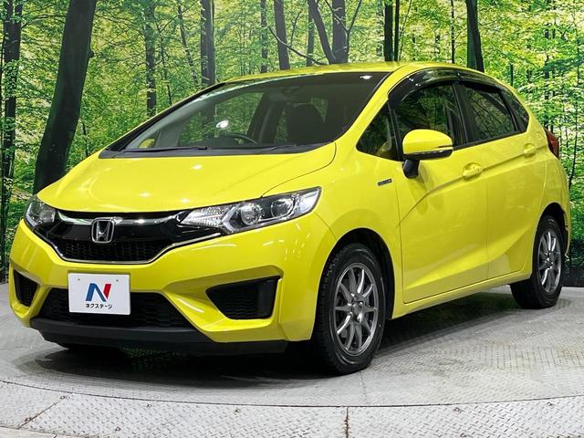 フィットハイブリッド Ｌパッケージ　ＳＤナビ　フルセグ　バックカメラ　シティブレーキアクティブシステム　クルーズコントロール　ＬＥＤヘッドライト　オートライト　スマートキー　プラズマクラスター付オートエアコン　ＥＴＣ　革巻きステアリング（50枚目）