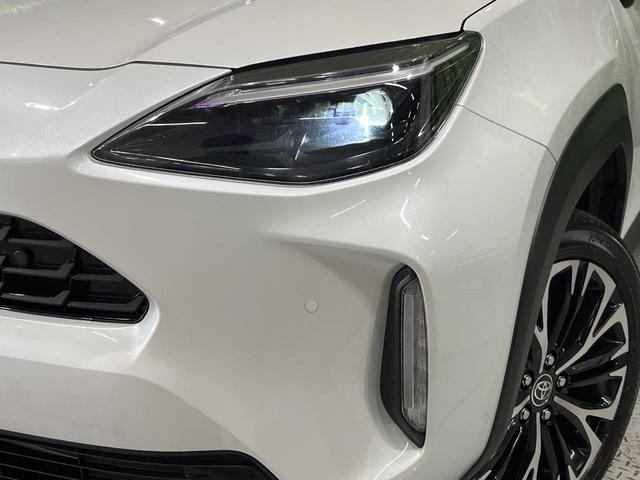 ヤリスクロス ハイブリッドＺ　８型ＤＡ　セーフティセンス　全周囲カメラ　ブラインドスポットモニター　レーダークルーズ　ＬＥＤヘッドライト　ドラレコ　ＥＴＣ　パワーシート　シートヒーター　スマートキー　ステアリングヒーター（12枚目）
