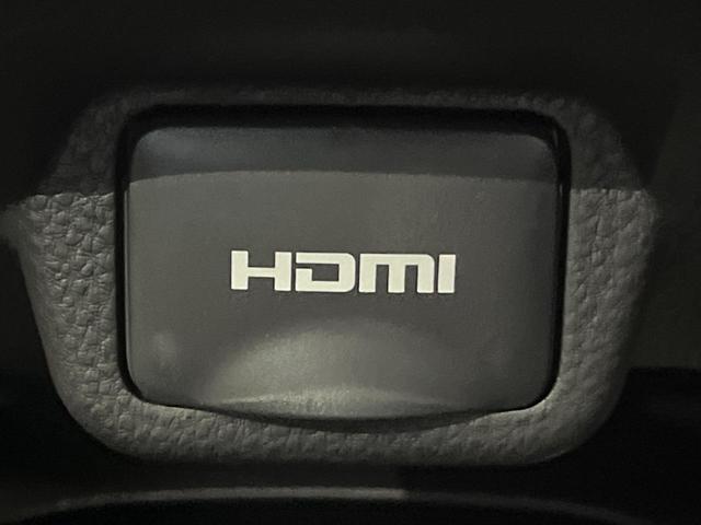 アクア Ｇ　後期　純正１０．５型ナビ　全周囲カメラ　モデリスタアルミホイール　セーフティセンス　ブラインドスポットモニター　パーキングサポートブレーキ　レーダークルーズ　ＬＥＤヘッド　スマートキー　革巻きハンドル（32枚目）