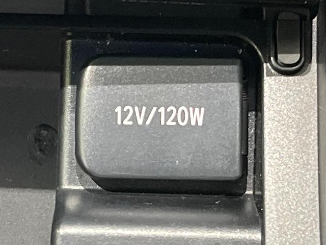 ハリアー プレミアム　後期　ムーンルーフ　ＴＲＤエアロ　純正９型ナビ　バックカメラ　パワーバックドア　三眼ＬＥＤ　シーケンシャルターン　セーフティセンス　レーダークルーズ　パワーシート　スマートキー　アイドリングストップ（32枚目）