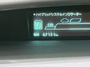 Ｓ　後期　禁煙車　純正ナビＴＶ　バックカメラ　ＥＴＣ　ＨＩＤヘッドライト　６スピーカー　オートエアコン　シートリフター　電動格納ドアミラー　オートライト　純正１５インチアルミホイール　プライバシーガラス(24枚目)