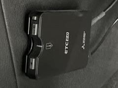 【ＥＴＣ】高速道路の料金所をストレスなく通過！話題のスポットやサービスエリアに多い「スマートIntercooler」利用時は必須のアイテムです。当店でセットアップを実施、ご納車当日からすぐにご利用いただけます！ 6