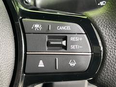 �ڥ����ץƥ��֥��롼������ȥ�����۹�®ƻϩ�Ǥ�Ĺ��Υ���Ԥ��ڤˡ�����ư��®�٤��ݤĥ��롼������ȥ����뤬�����ͷڸ������ƥ��Ϣ�Ȥ��������μ�ξ���Τ��Ƽִ֤��ݤĤ褦��®��Ĵ�ᤷ�Ƥ���ޤ����� 7