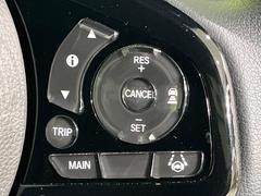 �ڥ����ץƥ��֥��롼������ȥ�����۹�®ƻϩ�Ǥ�Ĺ��Υ���Ԥ��ڤˡ�����ư��®�٤��ݤĥ��롼������ȥ����뤬�����ͷڸ������ƥ��Ϣ�Ȥ��������μ�ξ���Τ��Ƽִ֤��ݤĤ褦��®��Ĵ�ᤷ�Ƥ���ޤ����� 7