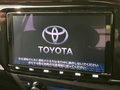 �ڽ��������ʥӡۿ͵��ν����ʥӤ������������ǥ�����ǽ�⽼�¤��Ƥ��ꡢ�£�������������³����Ф������Υ��ޥۤ�ͣУ��ץ쥤�䡼�β��ڤ������ǽ�������α�ž������˳ڤ����ʤ�ޤ����� 3