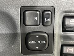 ����ư��Ǽ�ߥ顼�ۥ����ɥߥ顼����ư��Ǽ���ȤʤäƤ��ꡢ������־�Ǥ⥭�����Ĥ��ꥹ�����ޤ����ޤ��� 7