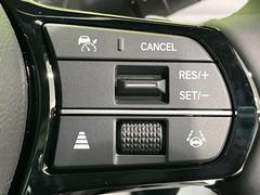 �ڥ����ץƥ��֥��롼������ȥ�����۹�®ƻϩ�Ǥ�Ĺ��Υ���Ԥ��ڤˡ�����ư��®�٤��ݤĥ��롼������ȥ����뤬�����ͷڸ������ƥ��Ϣ�Ȥ��������μ�ξ���Τ��Ƽִ֤��ݤĤ褦��®��Ĵ�ᤷ�Ƥ���ޤ����� 7