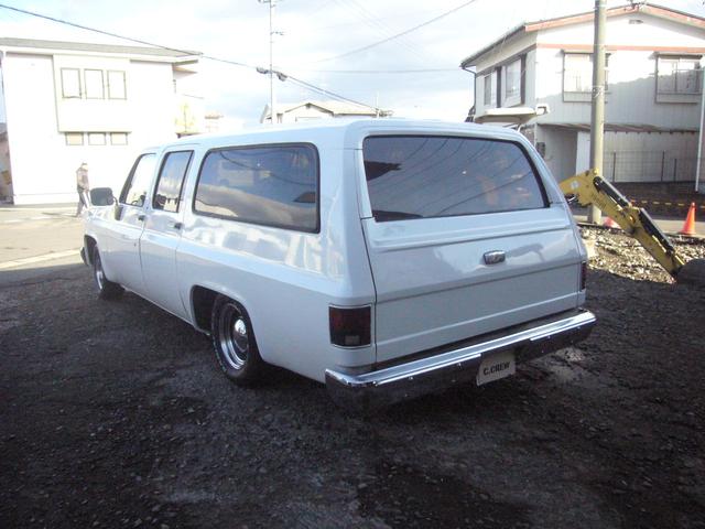 シボレーサバーバン 　タイヤ新品　ローダウン　ベビームーン　１ナンバー（8枚目）