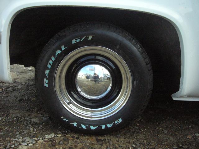 シボレーサバーバン 　タイヤ新品　ローダウン　ベビームーン　１ナンバー（10枚目）