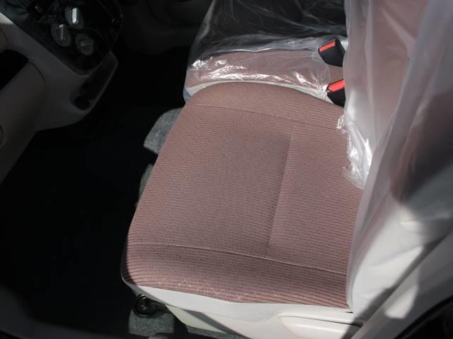 E 届出済未使用車(13枚目)
