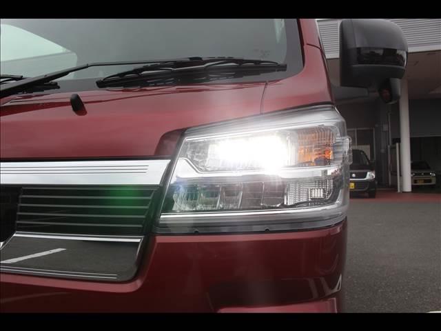 ジャンボエクストラ 届出済未使用車 4WD 衝突軽減ブレーキ LED コーナーセンサー 横滑り防止 アイドリングストップ オートライトプッシュスタート(6枚目)