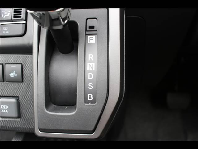 G クロムベンチャー 届出済未使用車 衝突軽減ブレーキ パノラマルーフ 電動パーキング バックカメラ LED コーナーセンサー 横滑り防止 アイドリングストップ オートライト シートヒーター プッシュスタート 15AW(35枚目)