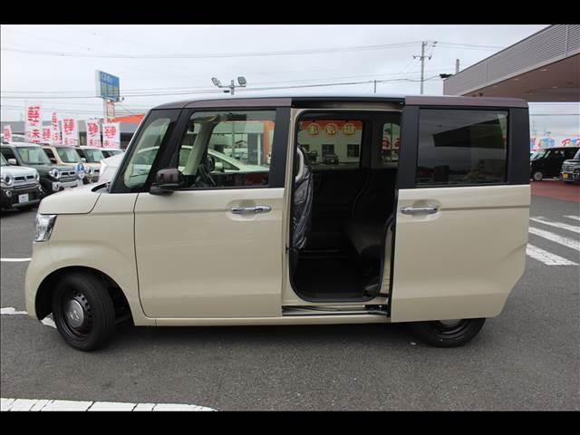 L コーディネートスタイル 届出済未使用車 衝突軽減ブレーキ 2トーンルーフ 電動パーキングブレーキ 両側電動スライドドア バックカメラ LED クルーズコントロール レーンアシスト プッシュスタート オートライト(31枚目)