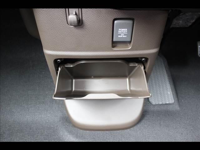 L コーディネートスタイル 届出済未使用車 衝突軽減ブレーキ 2トーンルーフ 電動パーキングブレーキ 両側電動スライドドア バックカメラ LED クルーズコントロール レーンアシスト プッシュスタート オートライト(36枚目)