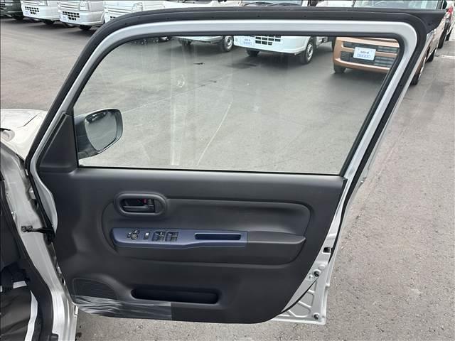 アルト Ｌ　届出済未使用車（8枚目）