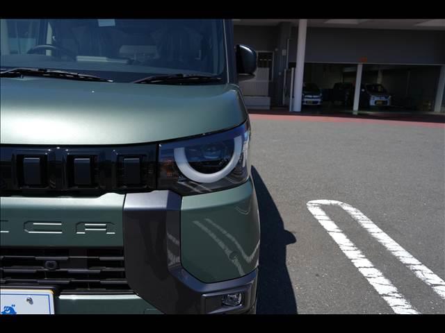 デリカミニ Ｔ　プレミアム　リミテッドエディション　届出済未使用車（5枚目）