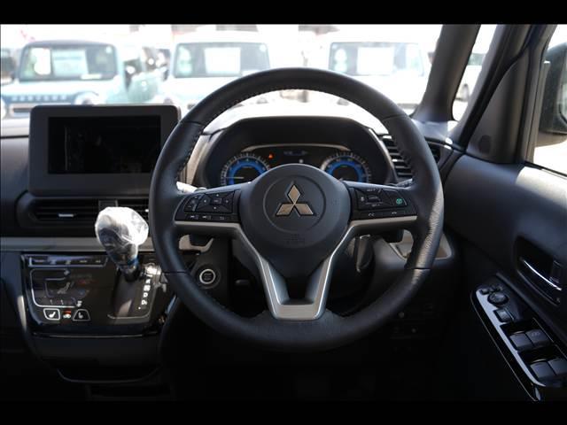 デリカミニ Ｔ　プレミアム　リミテッドエディション　届出済未使用車（13枚目）