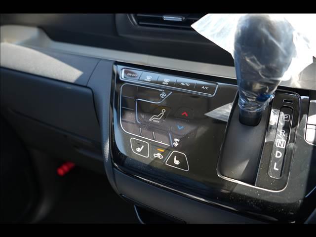 デリカミニ Ｇ　プレミアム　リミテッドエディション　届出済未使用車（19枚目）