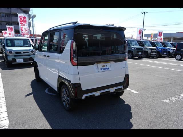 デリカミニ Ｇ　Ｐｒｅｍｉｕｍ　リミテッド　届出済未使用車（24枚目）