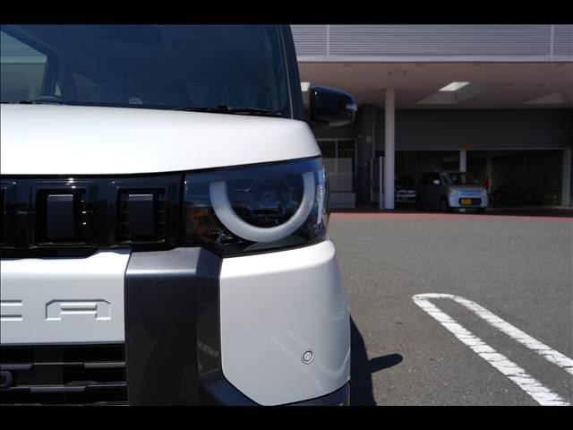 デリカミニ Ｇ　Ｐｒｅｍｉｕｍ　リミテッド　届出済未使用車（5枚目）