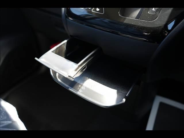 デリカミニ Ｇ　Ｐｒｅｍｉｕｍ　リミテッド　届出済未使用車（35枚目）