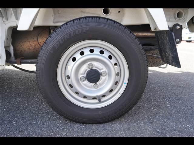 キャリイトラック ＫＣエアコン・パワステ　エアコン　パワーステアリング　マニュアル　ＭＴ　４ＷＤ　レベリングライト（13枚目）