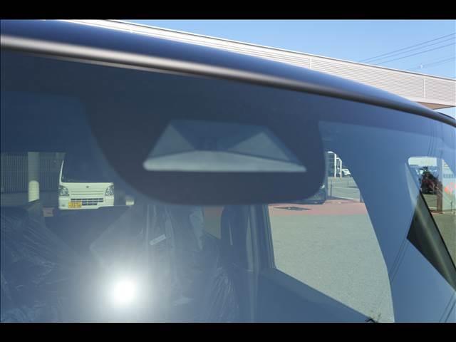 N-BOXカスタム ベースグレード 届出済未使用車(5枚目)