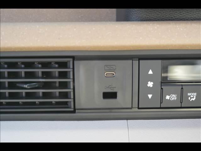 N-BOX ベースグレード 届出済未使用車 バックカメラ プッシュスタート キーフリー シートヒーター(29枚目)